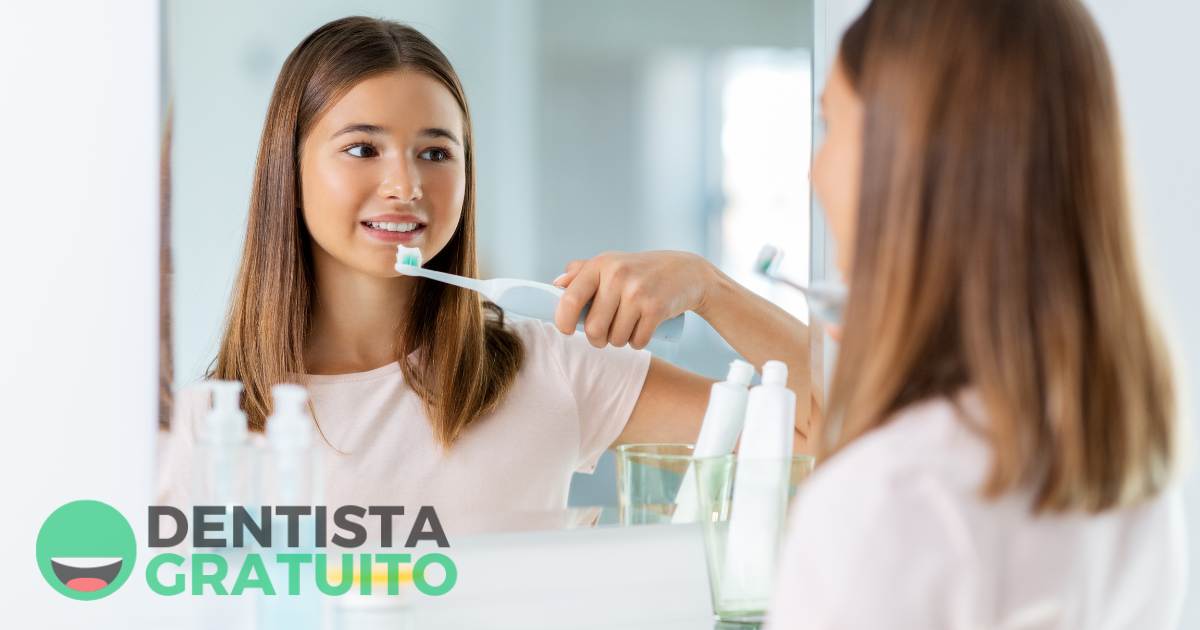 A Importância da Higiene Bucal na Adolescência