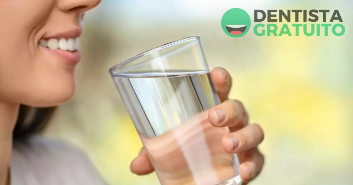 A Importância da Água na Saúde dos Dentes e da Boca