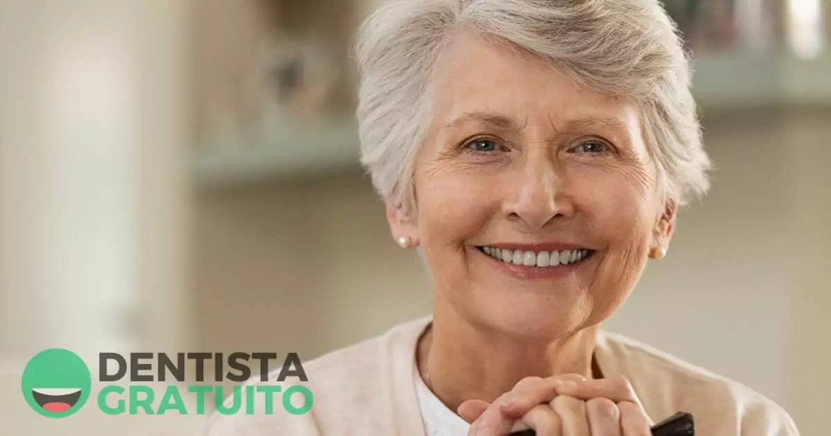 Como Cuidar da Saúde Bucal Usando Produtos Naturais