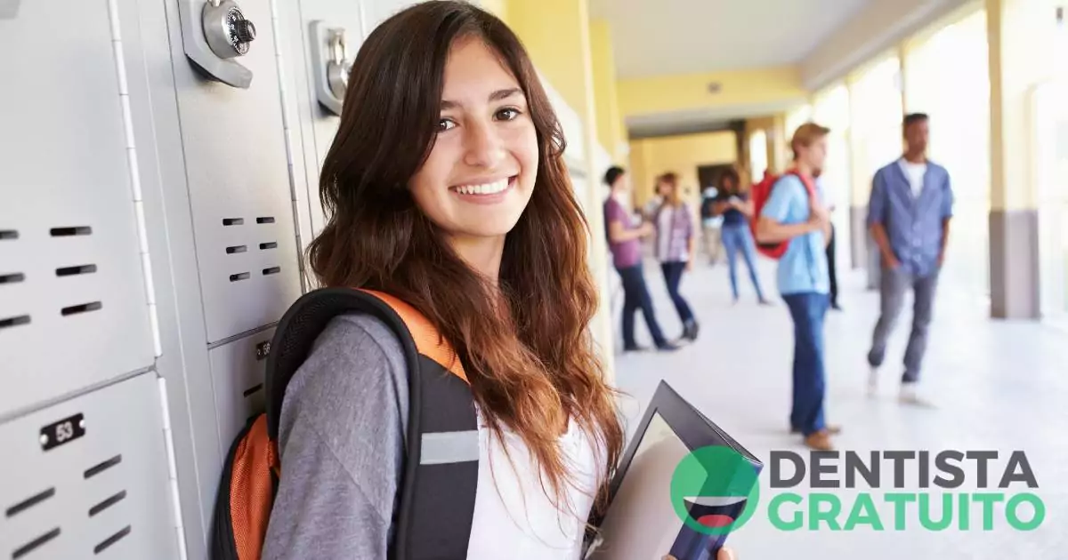 A Influência do Estresse Escolar na Saúde Bucal dos Adolescentes